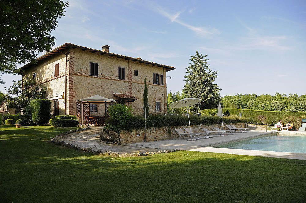Il Colombaio, Siena -Appartamenti e Camere- Isola d'Arbia Esterno foto