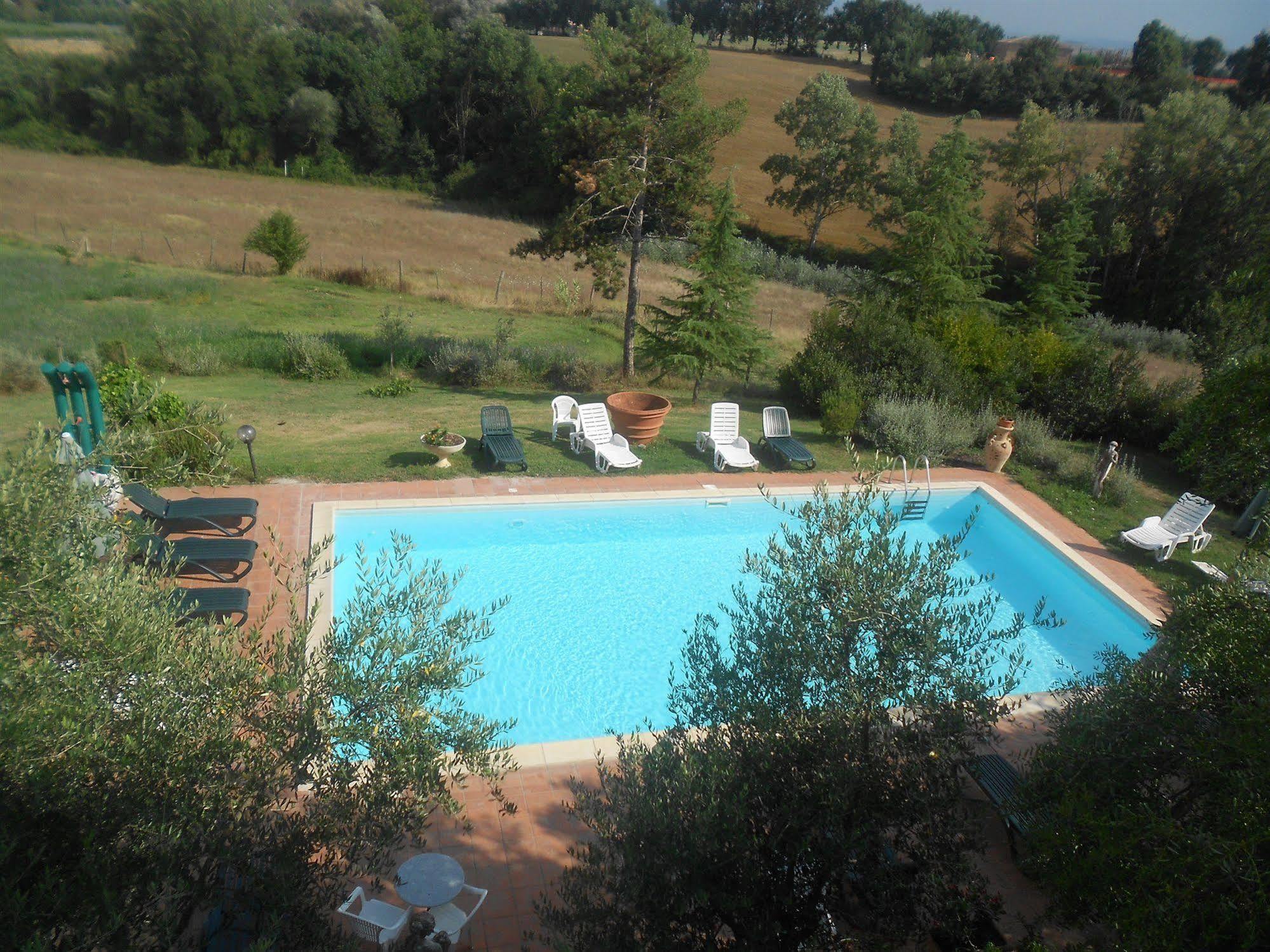 Il Colombaio, Siena -Appartamenti e Camere- Isola d'Arbia Esterno foto