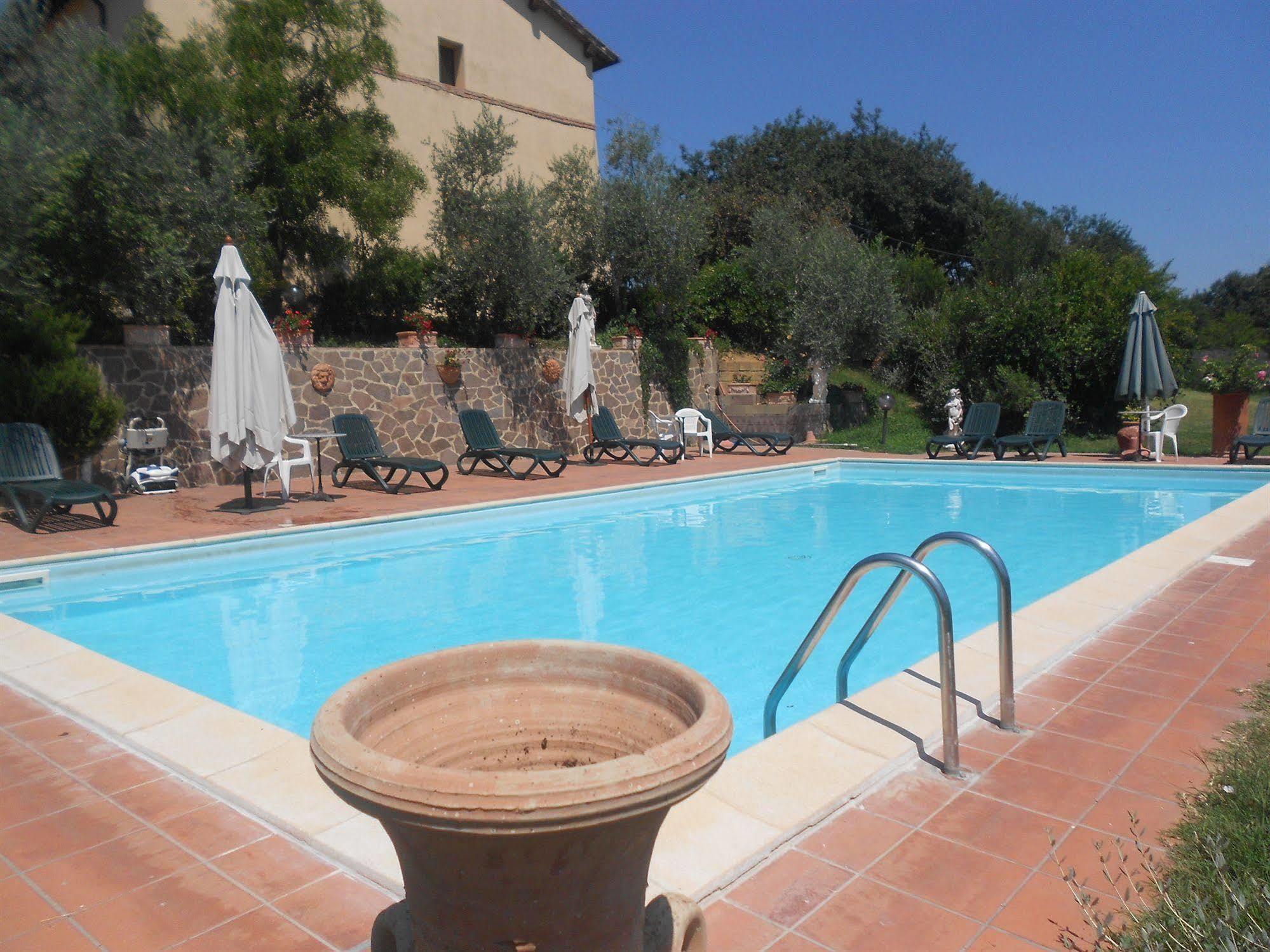 Il Colombaio, Siena -Appartamenti e Camere- Isola d'Arbia Esterno foto