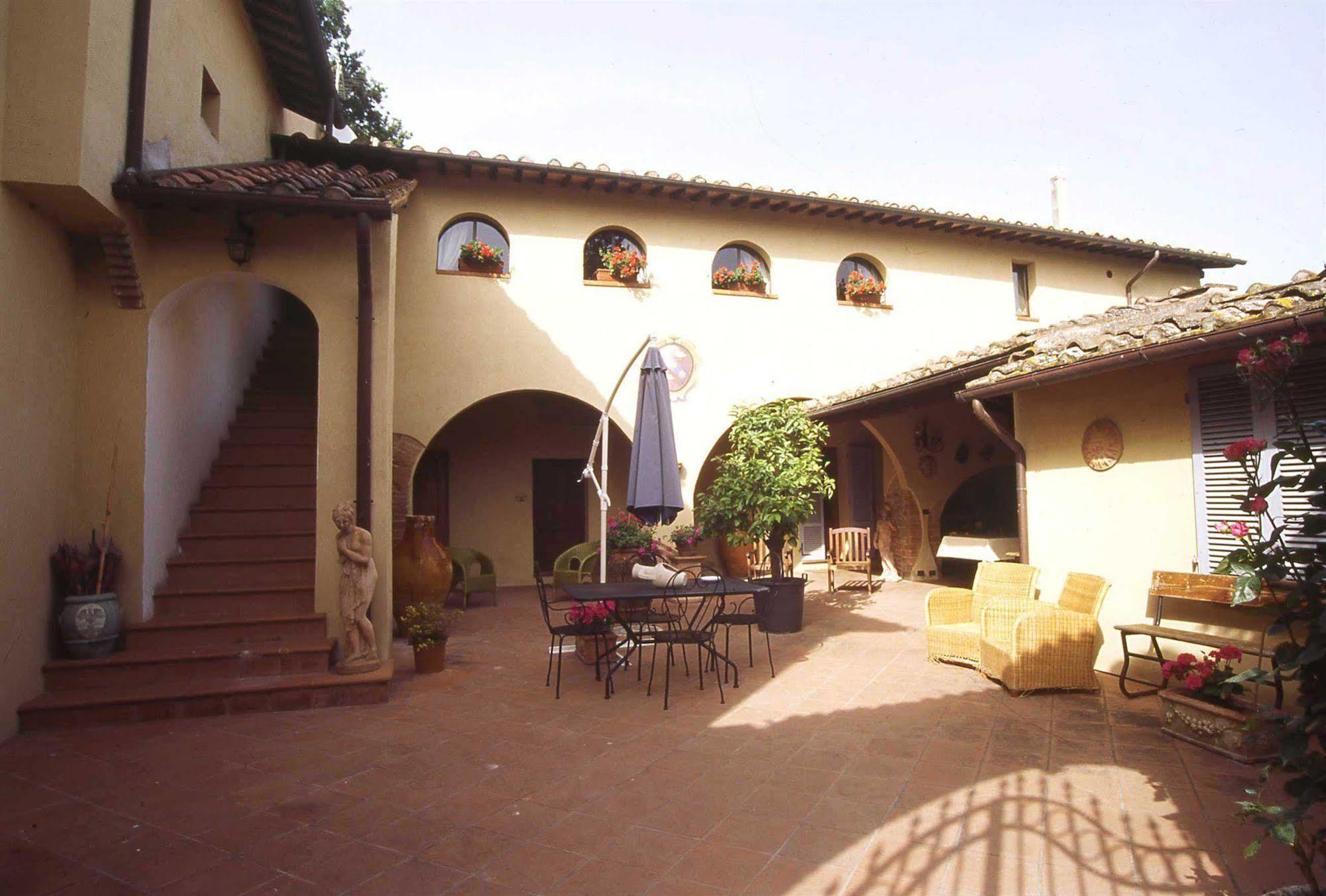 Il Colombaio, Siena -Appartamenti e Camere- Isola d'Arbia Esterno foto